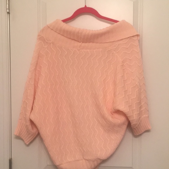 Pink Sweater - Picture 3 of 6